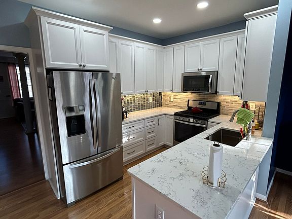 5th image of 138 Shepherdson Ln NE