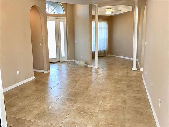 4th image of 2620 Surfside Blvd
