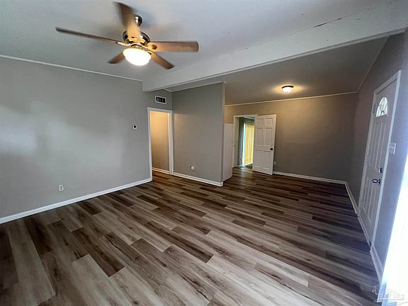 4th image of 219 Ruby Ave