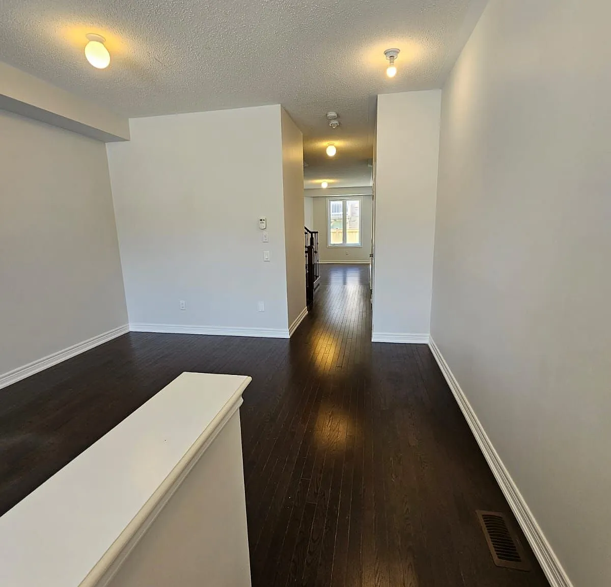 3 bed, $2,950 — Photo 2