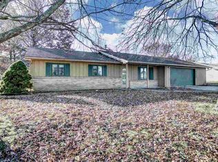 1422 Buckskin Dr, Fort Wayne, IN 46804