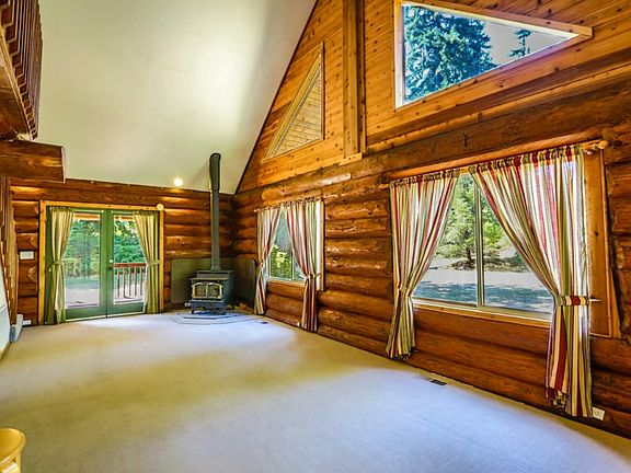 4th image of 6955 SE Olson Ln