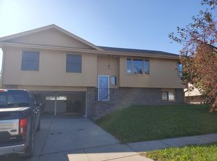 3201 W Peach St #2, Lincoln, NE 68522