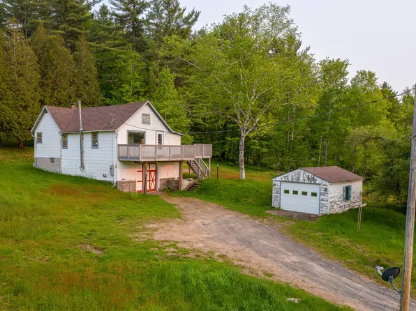 1076 Deerland Rd, Long Lake, NY 12847