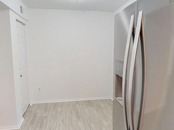 3rd image of 12199 Chaucer Ln #12199