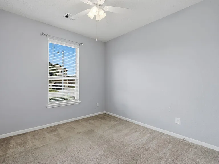 1140 Clonmore Ct — Photo 31