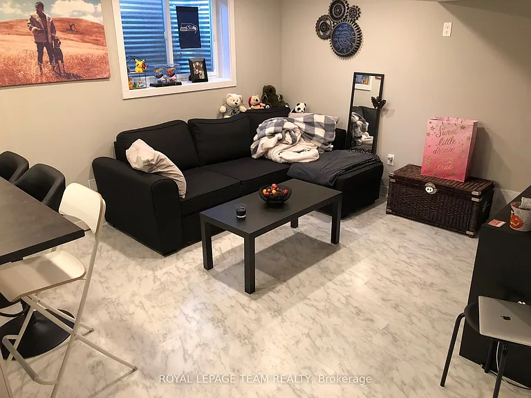 1180 Southwood Dr #B — Photo 5
