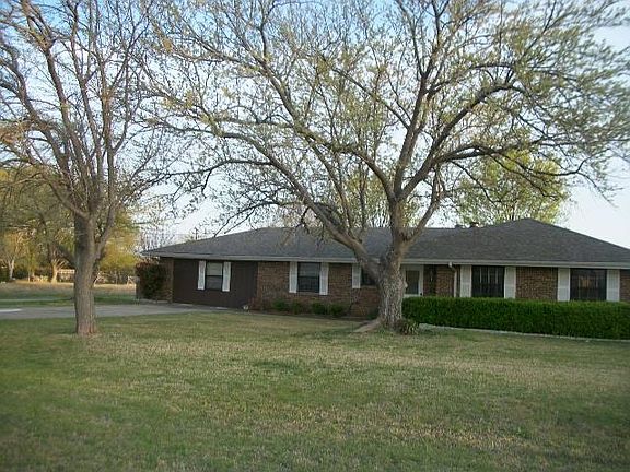 5th image of 1128 Stinnett Pl