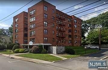 1st image of 1541 Lemoine Ave APT 4F