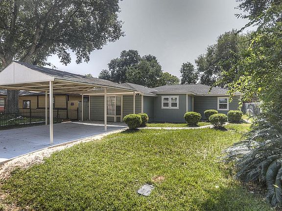 2nd image of 6615 Castlebay Dr