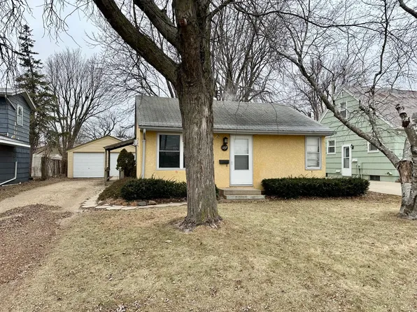 1217 Oslo St, Worthington, MN 56187