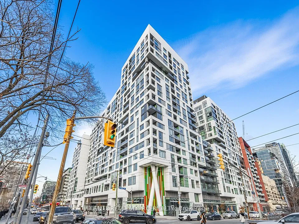 27 Bathurst St #901-W