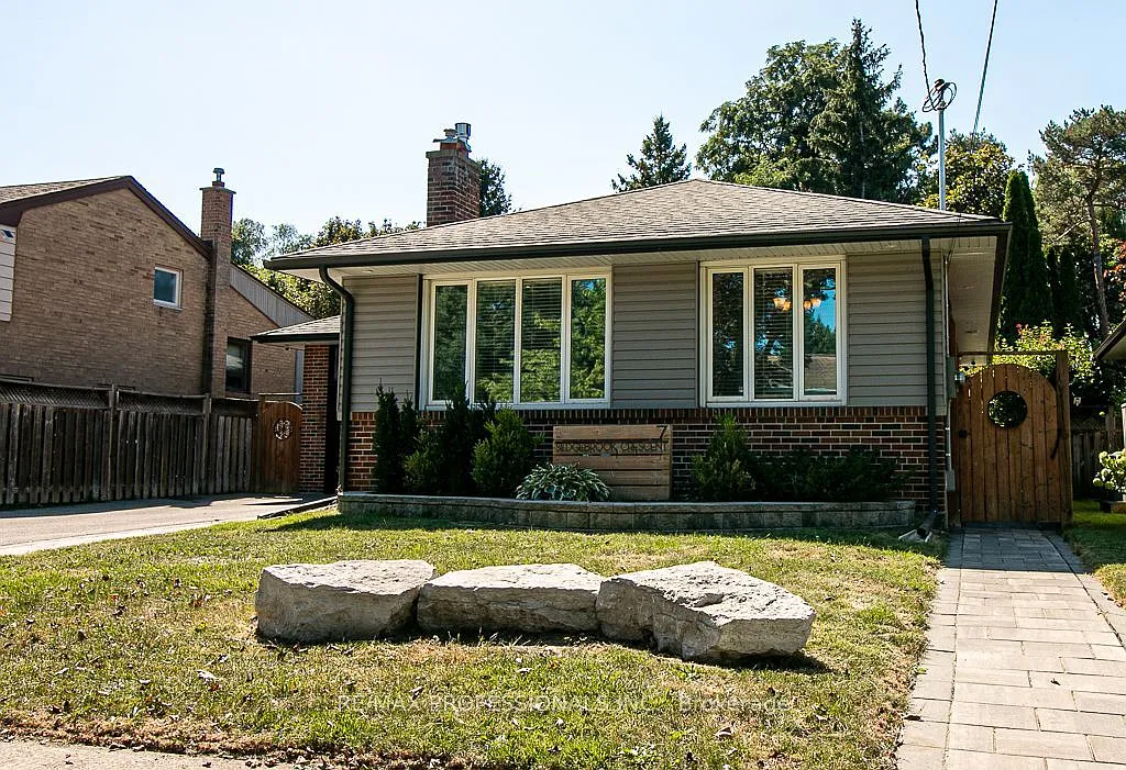 3 bed, $3,200 — Photo 1