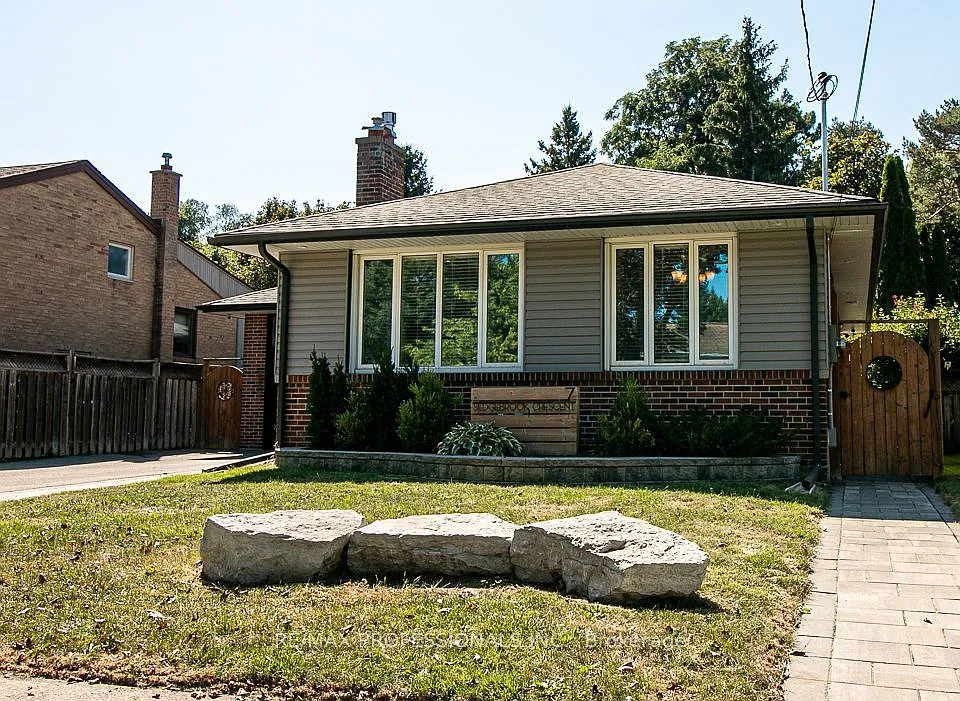 7 Sedgebrook Cres #MAIN
