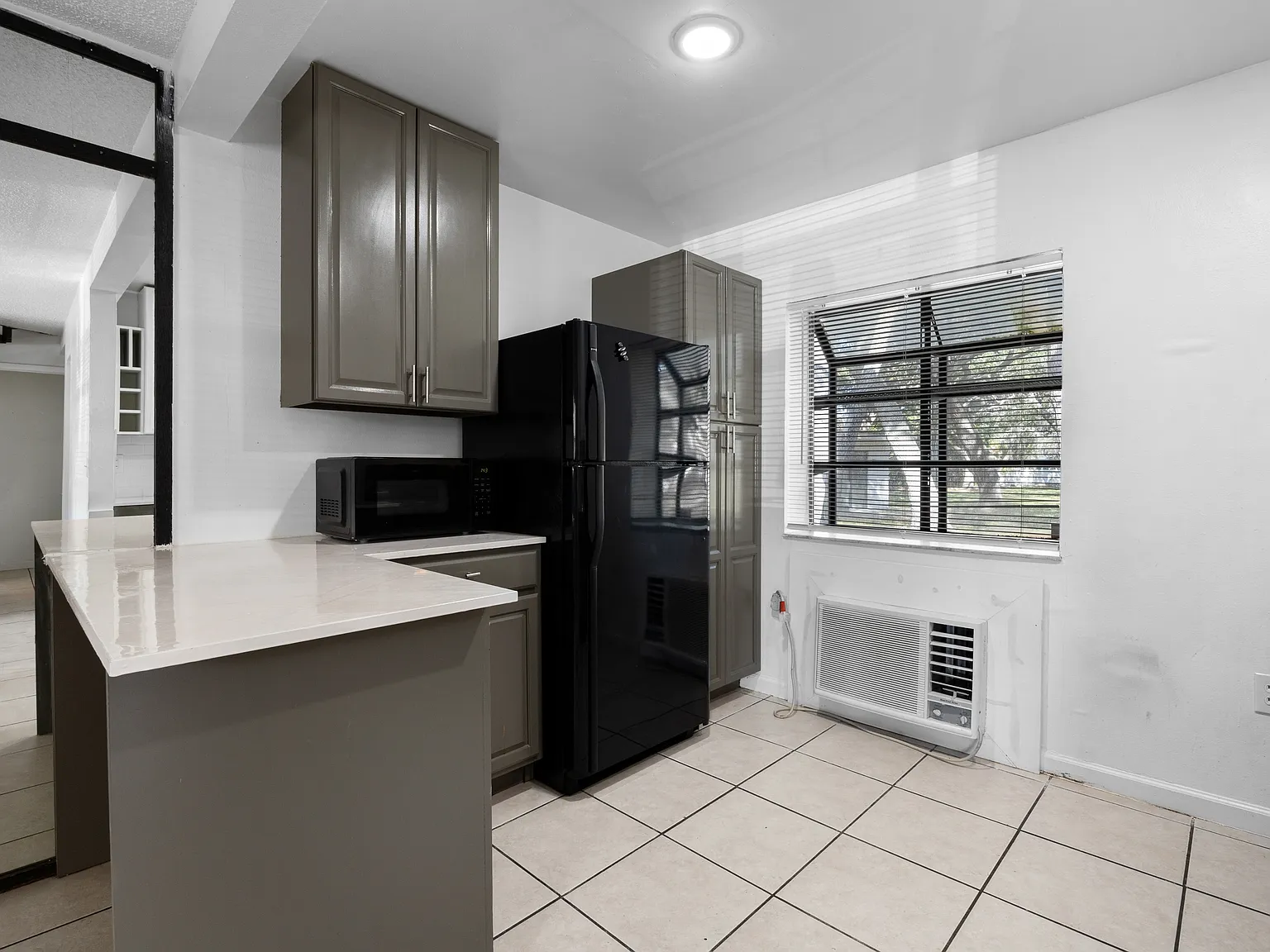 2134 Bradford st Apt 404 - Apt 4... — Photo 3