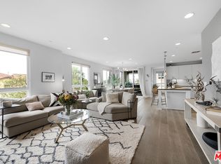 12887 Runway Rd APT 4, Playa Vista, CA 90094