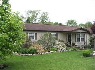 802 Lafrance St, Newton Falls, OH 44444