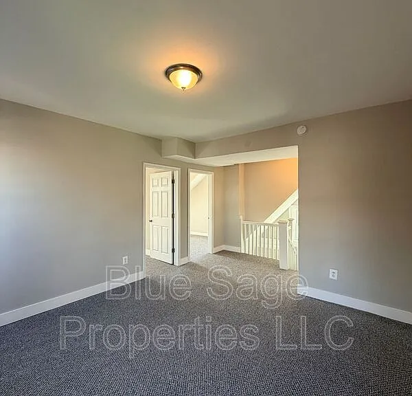 900-902 Church Ln #902 CHURCH LN — Photo 21