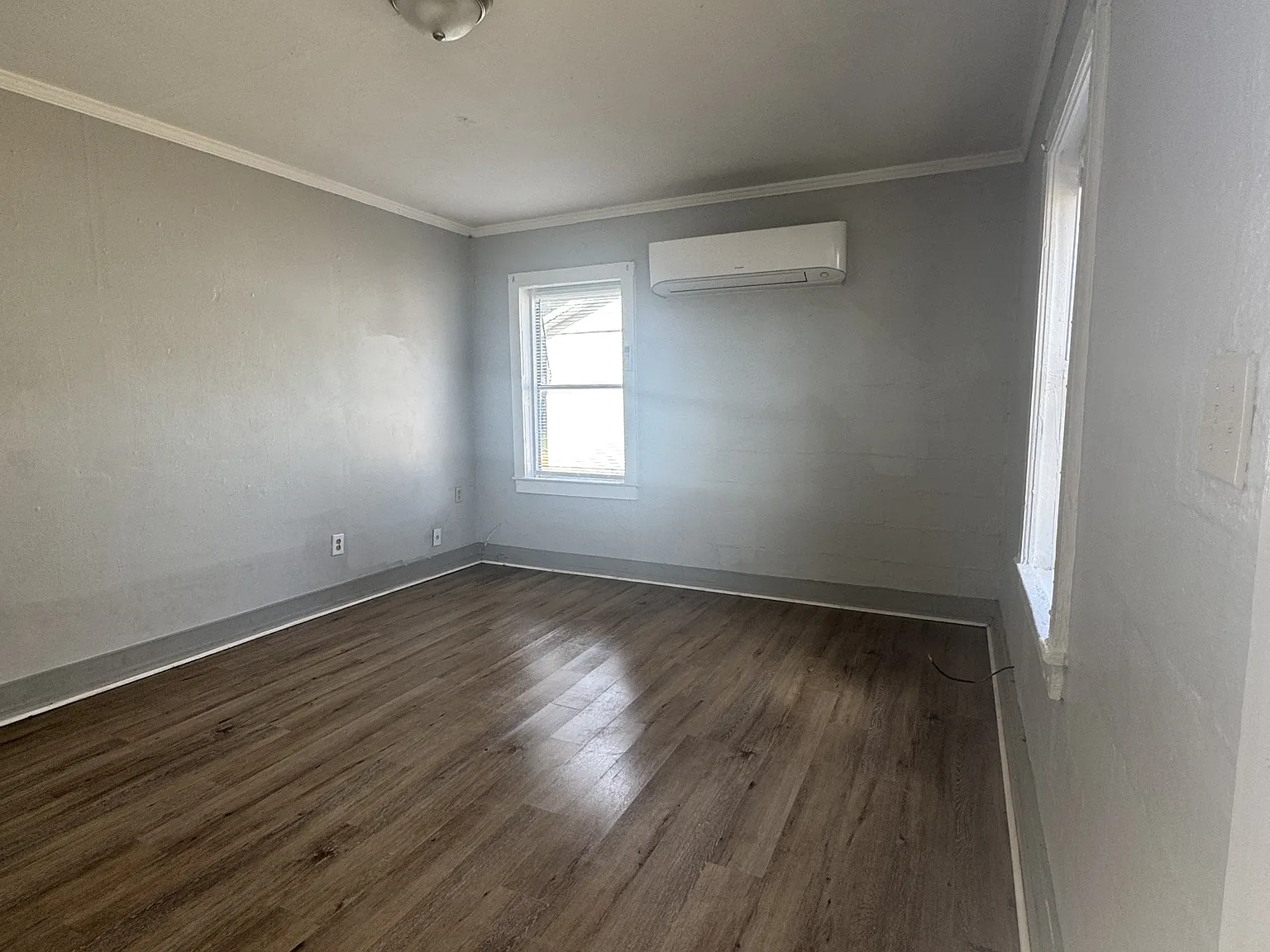 1004 Duke Street - 1 — Photo 4