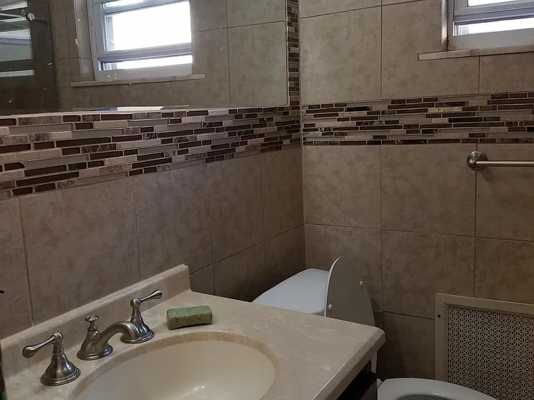 1425 S Carlisle St — Photo 6