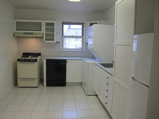 Rented by Dwell Residential Inc | media 26