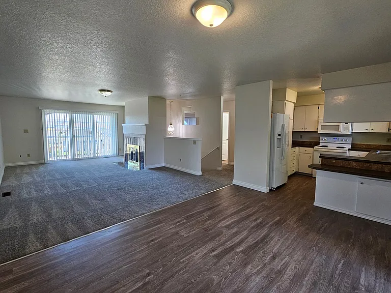 1005ri — Photo 15