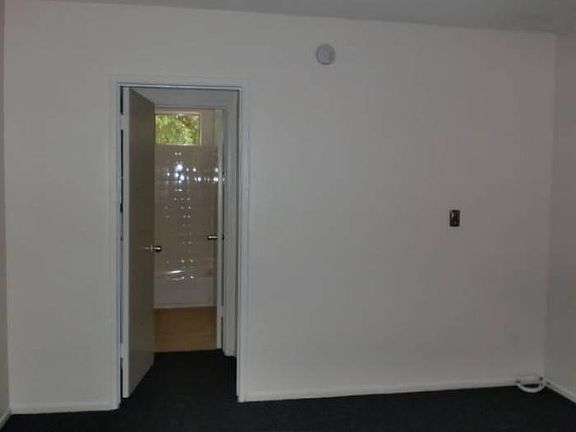 5th image of 17433 Vanowen St APT 35