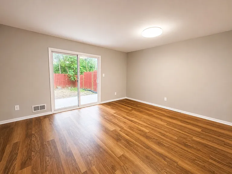 2930 Wetherburn Ct — Photo 8