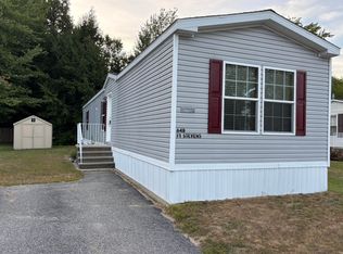 17 Stevens Dr, Lisbon, ME 04252