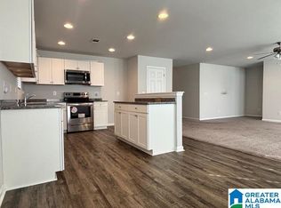 16409 Seminole Dr, Moundville, AL 35474