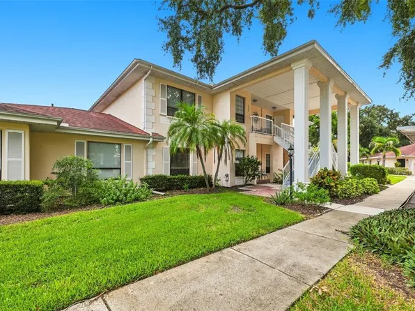 304 KELSEY WAY, SUN CITY CENTER, FL 33573