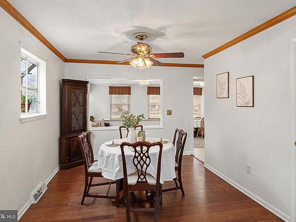 5th image of 1544 Manor View Rd