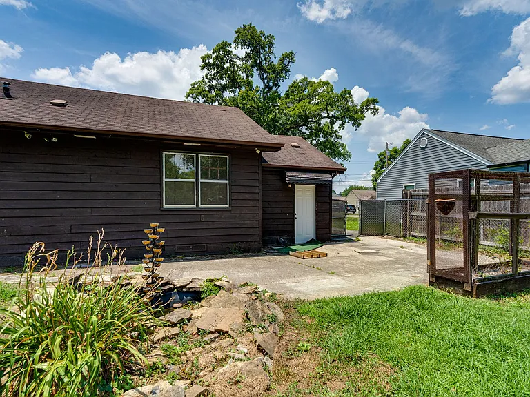 1604 Truman Ave — Photo 22