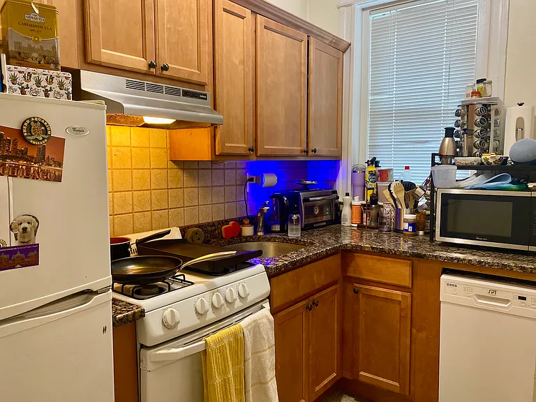 1842 Commonwealth Ave #8 — Photo 15
