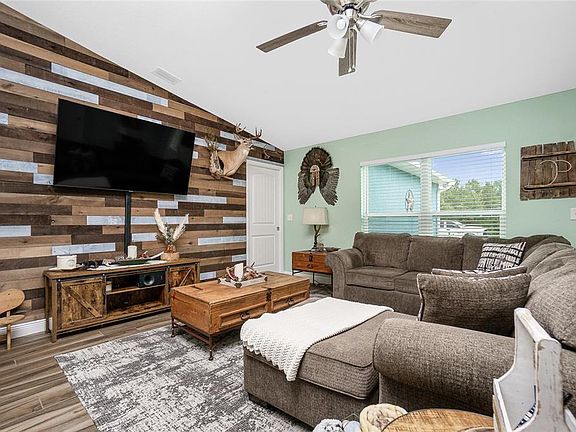 5th image of 27047 Mingo Dr