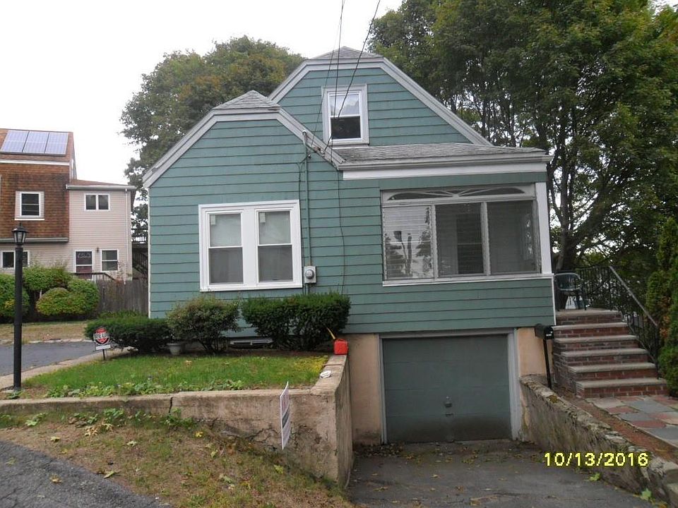 2nd image of 33 Longwood Rd