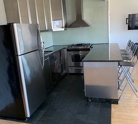 2nd image of 189 Bridge St APT 16C