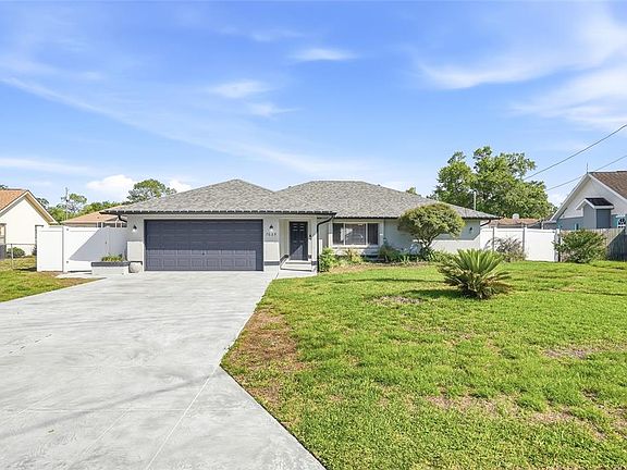 3rd image of 7635 Gates Cir