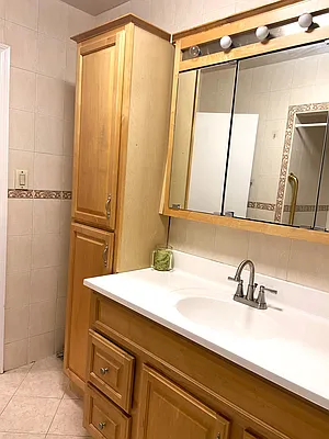 Rented by Virtual Real Estate | media 18