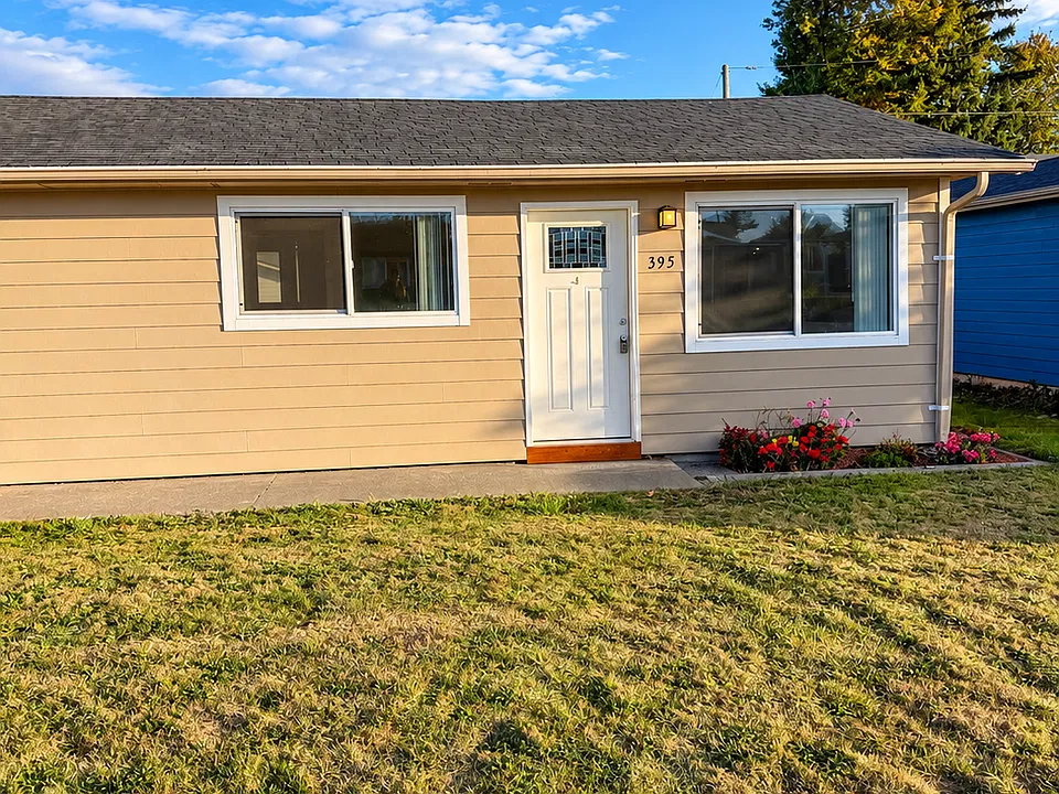 395 Dianne Ct