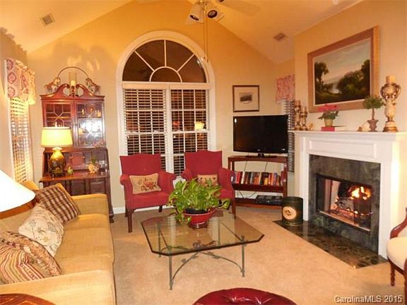 3rd image of 7407 Hurstbourne Green Dr