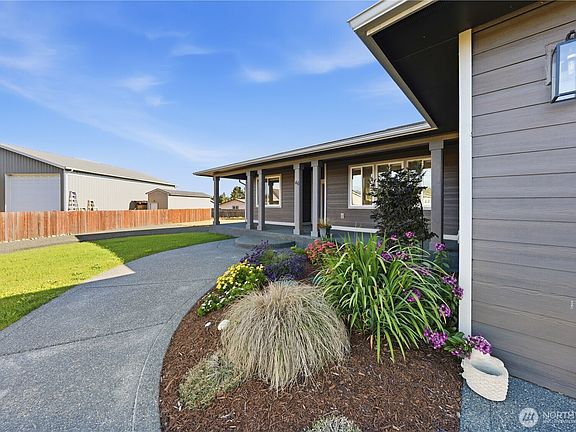 2nd image of 46 Bolster Way