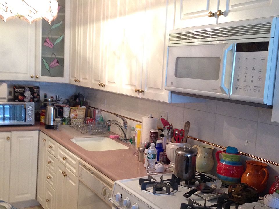 2nd image of 501 Surf Ave APT 13M