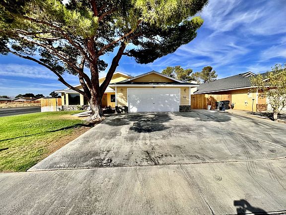 2nd image of 449 S Holly Canyon Dr
