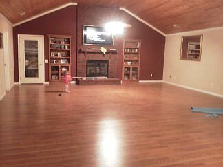 1,400 sq ft living room