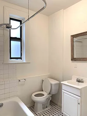 Rented by Sohayegh Enterprises Corp. | media 36