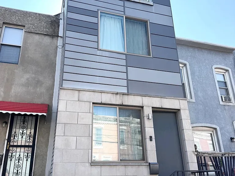 1337 S 31st St — Photo 2