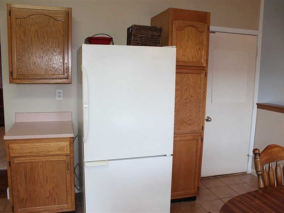 5th image of 3909 Ginkgo Ct
