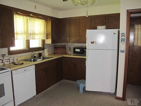 5th image of 1206 Lincoln Ave