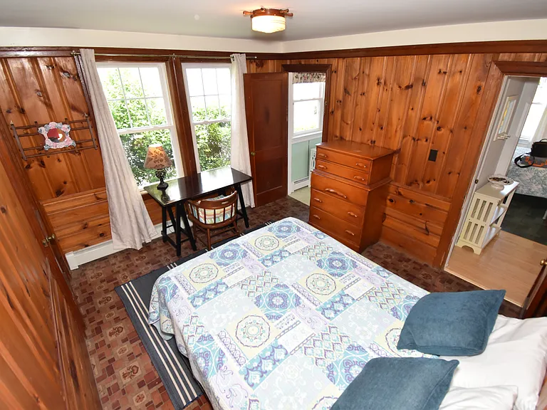 41 Caswell St — Photo 21